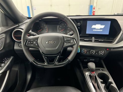 New 2026 Chevrolet Trax RS image 11