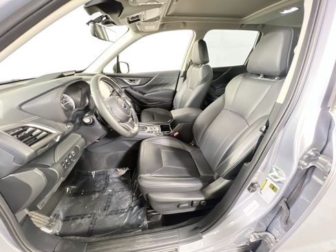 Used 2023 Subaru Forester Touring AWD/4WD image 22