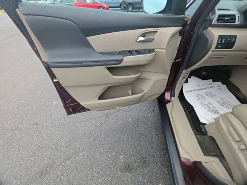 Used 2014 Honda Odyssey EX-L image 11