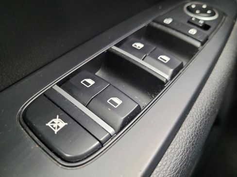 Used 2021 Kia Forte LXS FWD image 27