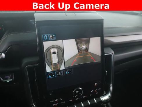 Used 2026 GMC Yukon Elevation image 25