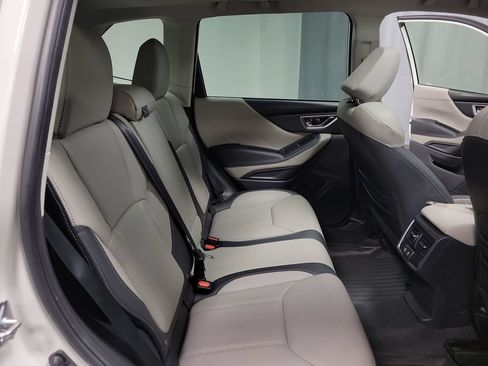 Used 2023 Subaru Forester Limited AWD/4WD image 32