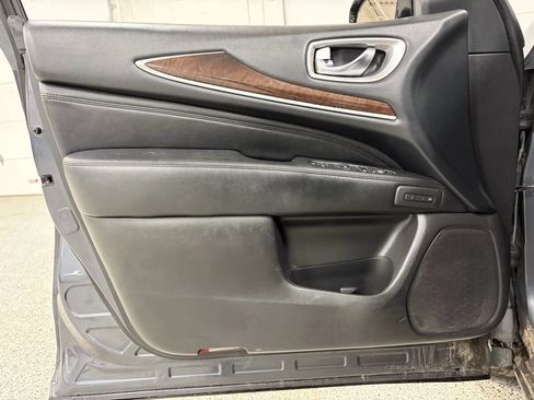 Used 2013 INFINITI JX35 AWD w/ Premium Pkg image 18