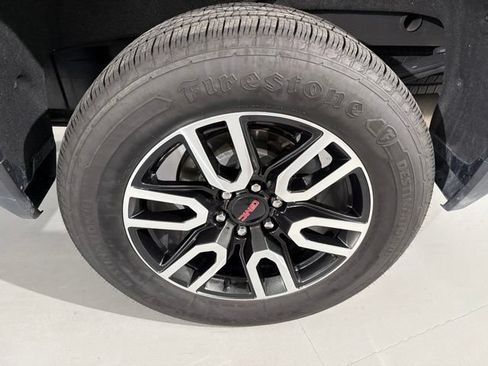 Used 2022 GMC Sierra 1500 AT4 w/ AT4 Premium Package AWD/4WD image 7