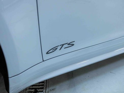 Used 2024 Porsche 911 Carrera GTS image 33