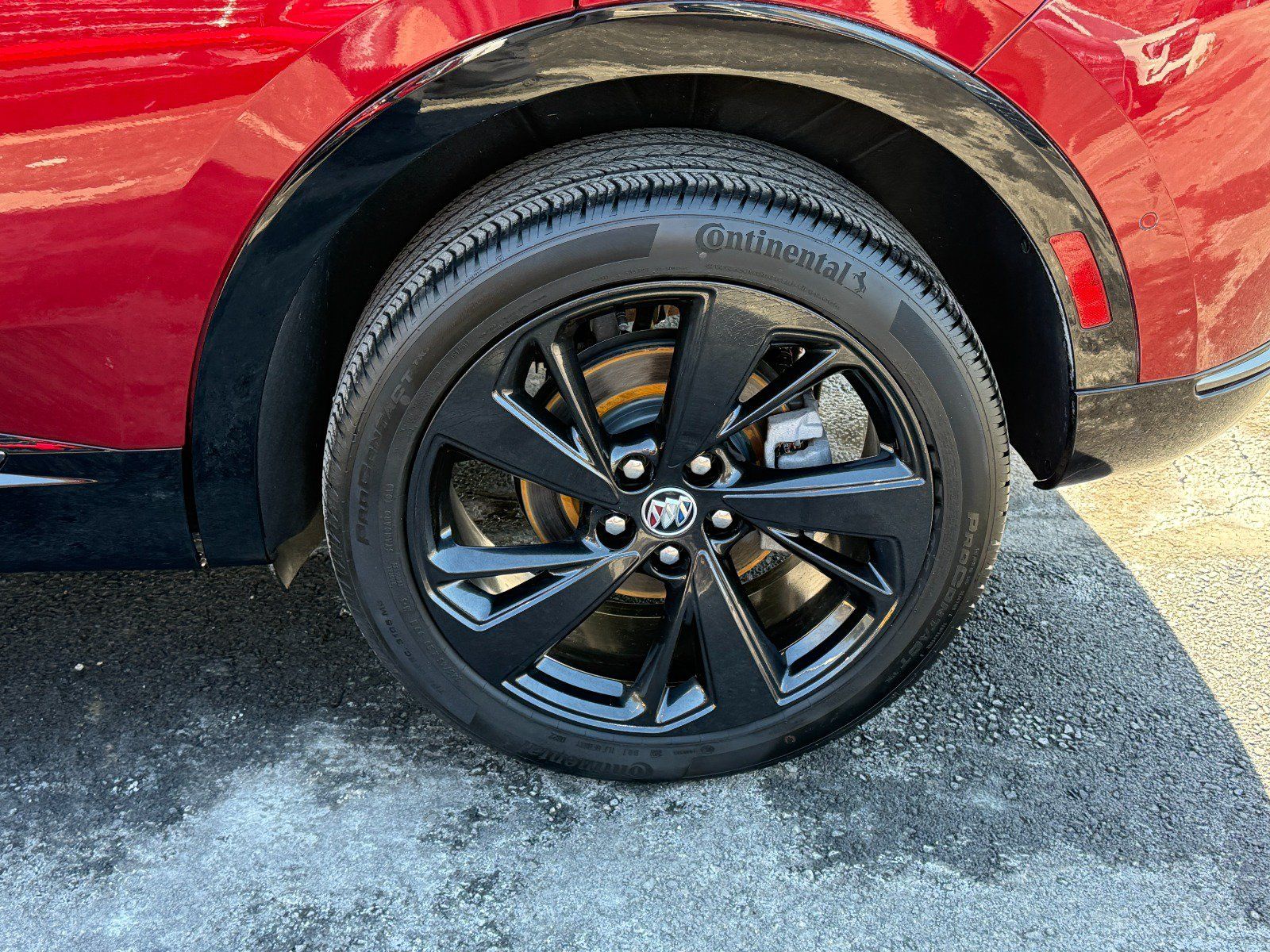 Certified 2022 Buick Envision Essence w/ Technology Package II FWD image 10
