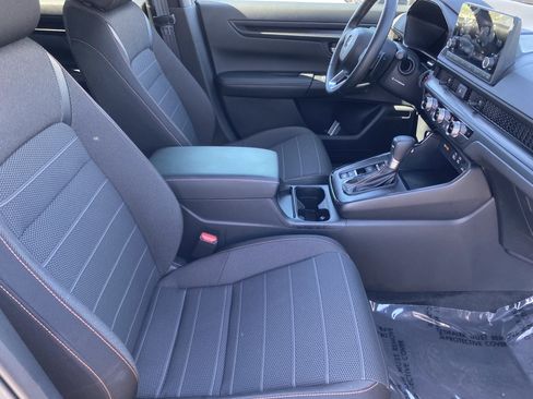 Certified 2025 Honda CR-V Sport image 9