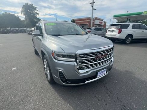 Used 2023 GMC Acadia Denali AWD/4WD image 2