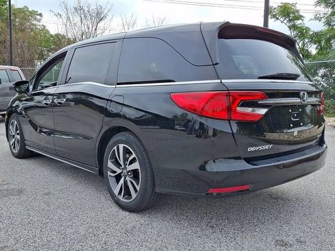 Used 2023 Honda Odyssey Touring image 7