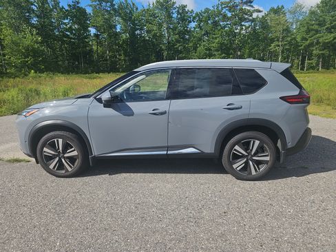 Certified 2023 Nissan Rogue SL w/ SL Premium Package AWD/4WD image 8