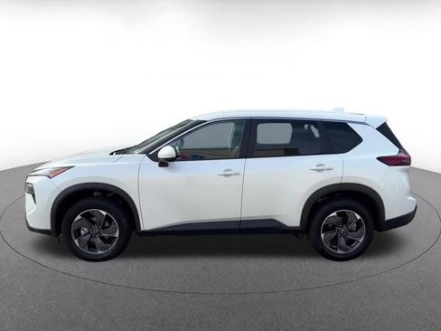 Used 2026 Nissan Rogue SV FWD image 9