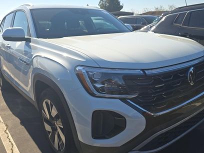Used 2025 Volkswagen Atlas Cross Sport SE