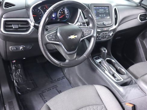 Used 2019 Chevrolet Equinox LT AWD/4WD image 9