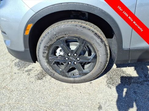 New 2025 Chevrolet Blazer LT w/ Midnight/Sport Edition image 10