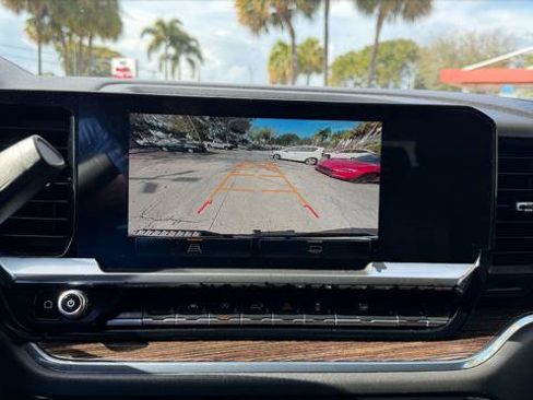 Used 2023 GMC Sierra 1500 Elevation image 23