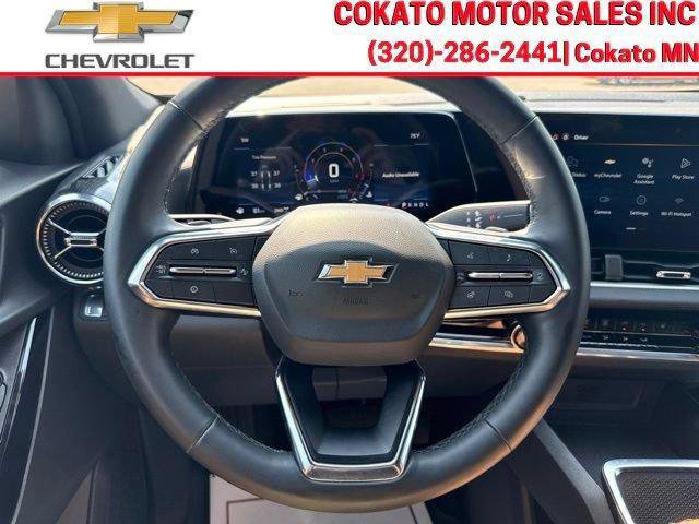Used 2026 Chevrolet Equinox LT AWD/4WD image 23