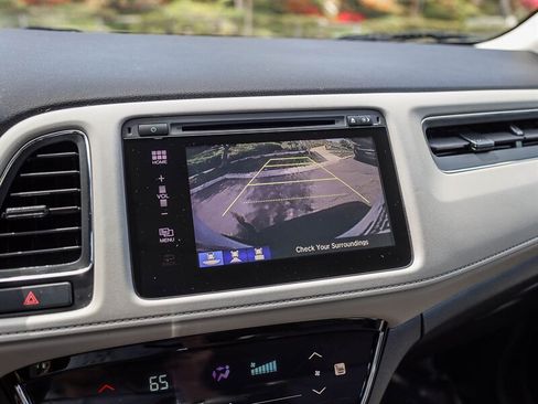 Used 2017 Honda HR-V EX image 30