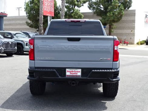 Used 2024 Chevrolet Silverado 1500 ZR2 AWD/4WD image 14