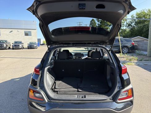 Used 2019 Hyundai Kona SEL AWD/4WD image 35
