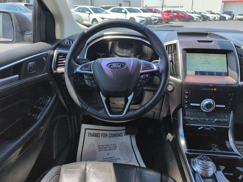 Used 2020 Ford Edge Titanium AWD/4WD image 13