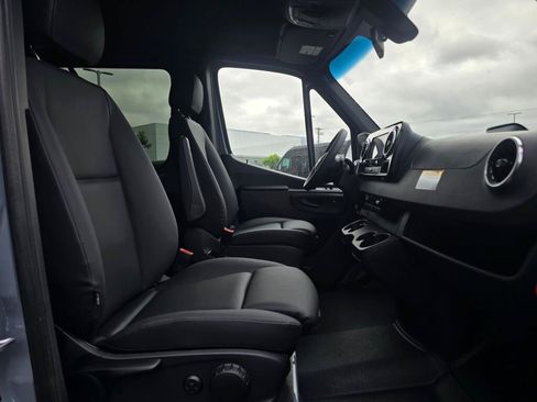 New 2026 Mercedes-Benz Sprinter 2500 image 28
