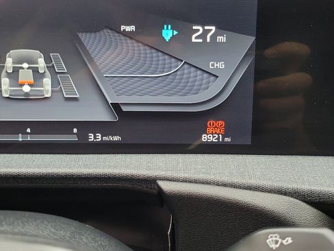 Used 2024 Kia EV6 Light AWD/4WD image 14