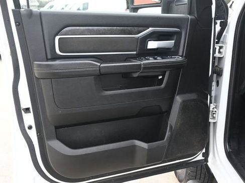 Used 2024 RAM 3500 SLT w/ Quick Order Package 2YG SLT AWD/4WD image 24