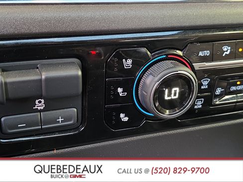 Used 2022 Chevrolet Silverado 1500 ZR2 w/ Technology Package AWD/4WD image 20