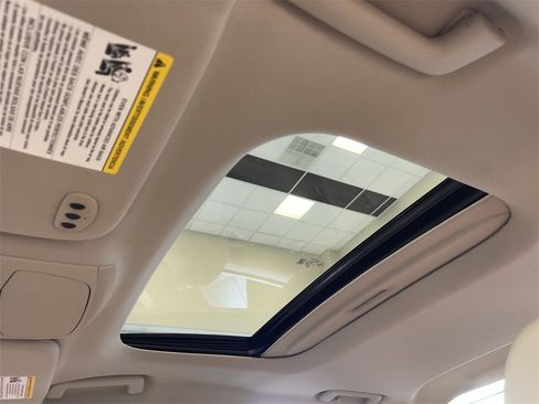 Used 2019 Lincoln MKZ Reserve w/ Reserve Plus Package image 11