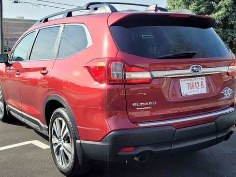 Used 2019 Subaru Ascent Limited w/ Popular Package #3 image 10