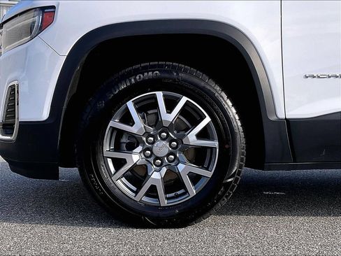 Used 2023 GMC Acadia SLT w/ Preferred Package AWD/4WD image 7