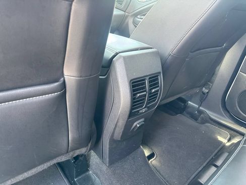 Used 2019 Ford Escape SE AWD/4WD image 25