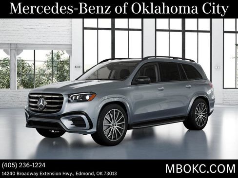 Used 2026 Mercedes-Benz GLS 450 4MATIC image 40