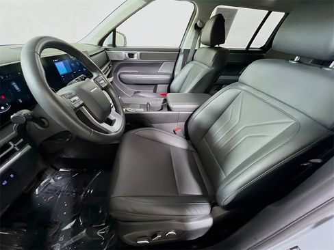 Used 2025 Hyundai Santa Fe SEL image 19