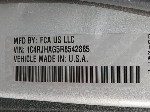 Used 2024 Jeep Grand Cherokee Altitude image 36