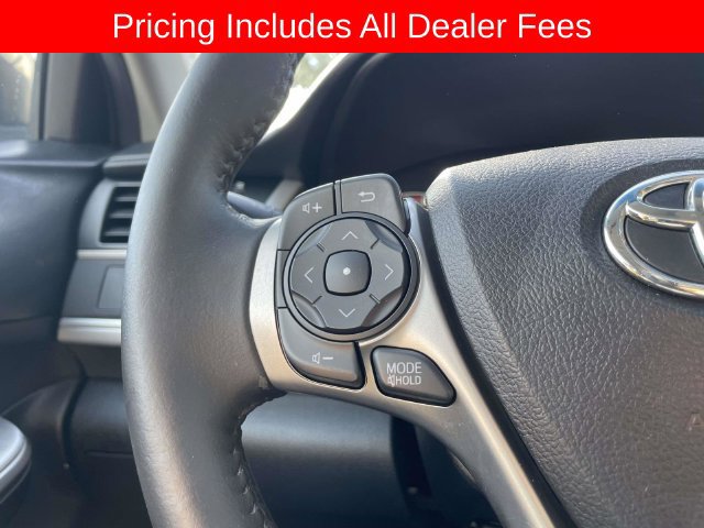 Used 2014 Toyota Camry SE w/ Moonroof Package FWD image 27