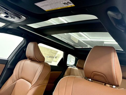 New 2026 Toyota Crown Signia Limited image 19