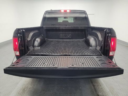 Used 2022 RAM 1500 Classic SLT image 29