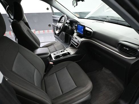 Used 2022 Ford Explorer XLT w/ Class IV Trailer Tow Package image 51