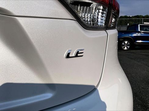 Used 2025 Toyota Corolla LE FWD image 10