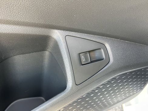 New 2026 Volkswagen Jetta SE FWD image 14