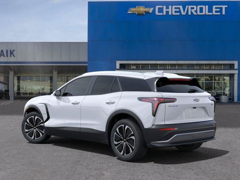 New 2025 Chevrolet Blazer EV LT AWD/4WD image 3