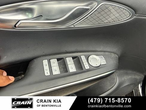 Used 2022 Genesis GV70 2.5T w/ Cargo Package AWD/4WD image 21