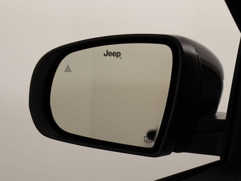 New 2026 Jeep Compass Latitude image 43