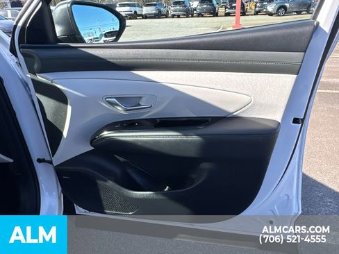 Used 2025 Hyundai Tucson Limited image 21