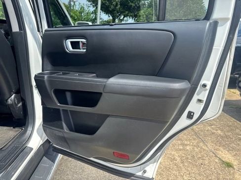 Used 2015 Honda Pilot Touring image 18