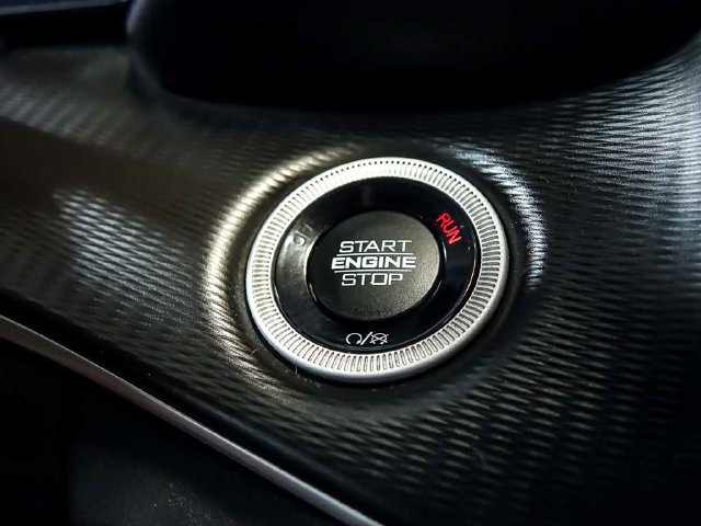 Used 2023 Jeep Grand Cherokee Altitude AWD/4WD image 21