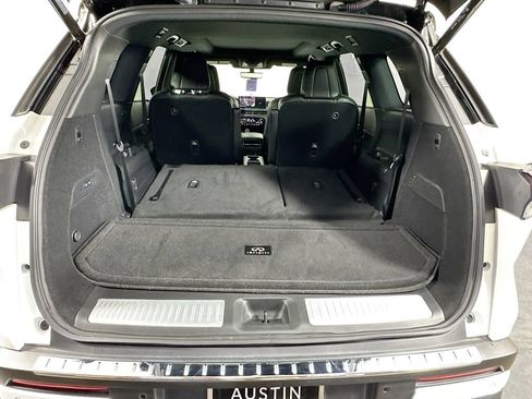 Certified 2024 INFINITI QX60 Autograph w/ Cargo Package AWD/4WD image 35