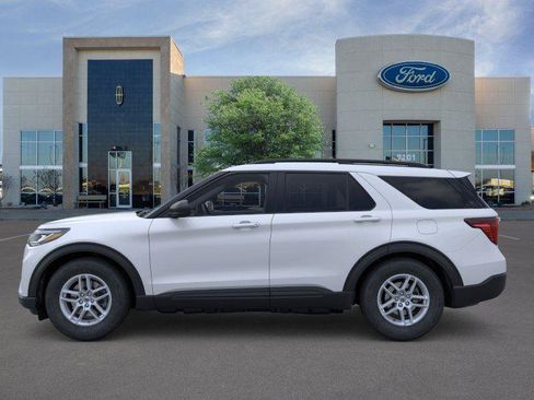 New 2026 Ford Explorer Active w/ Active Comfort Package RWD image 3