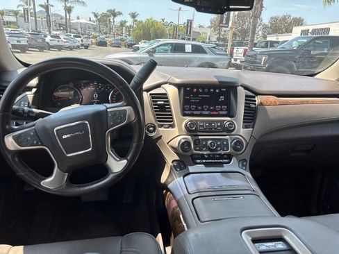 Used 2016 GMC Yukon XL Denali w/ Open Road Package AWD/4WD image 10